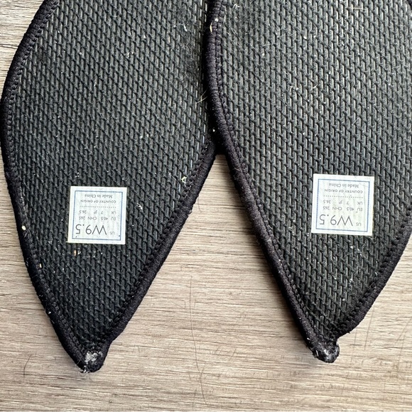 Rothy's The Point Women's Size 9.5 US Golden Shimmer Pointy Slip on Flat Shoes - Picture 2 of 8